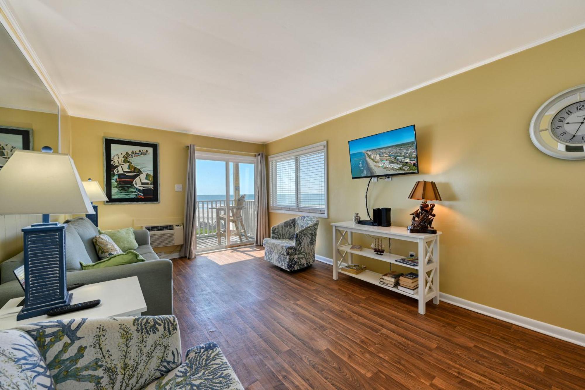 Ocean View Unit B1 *