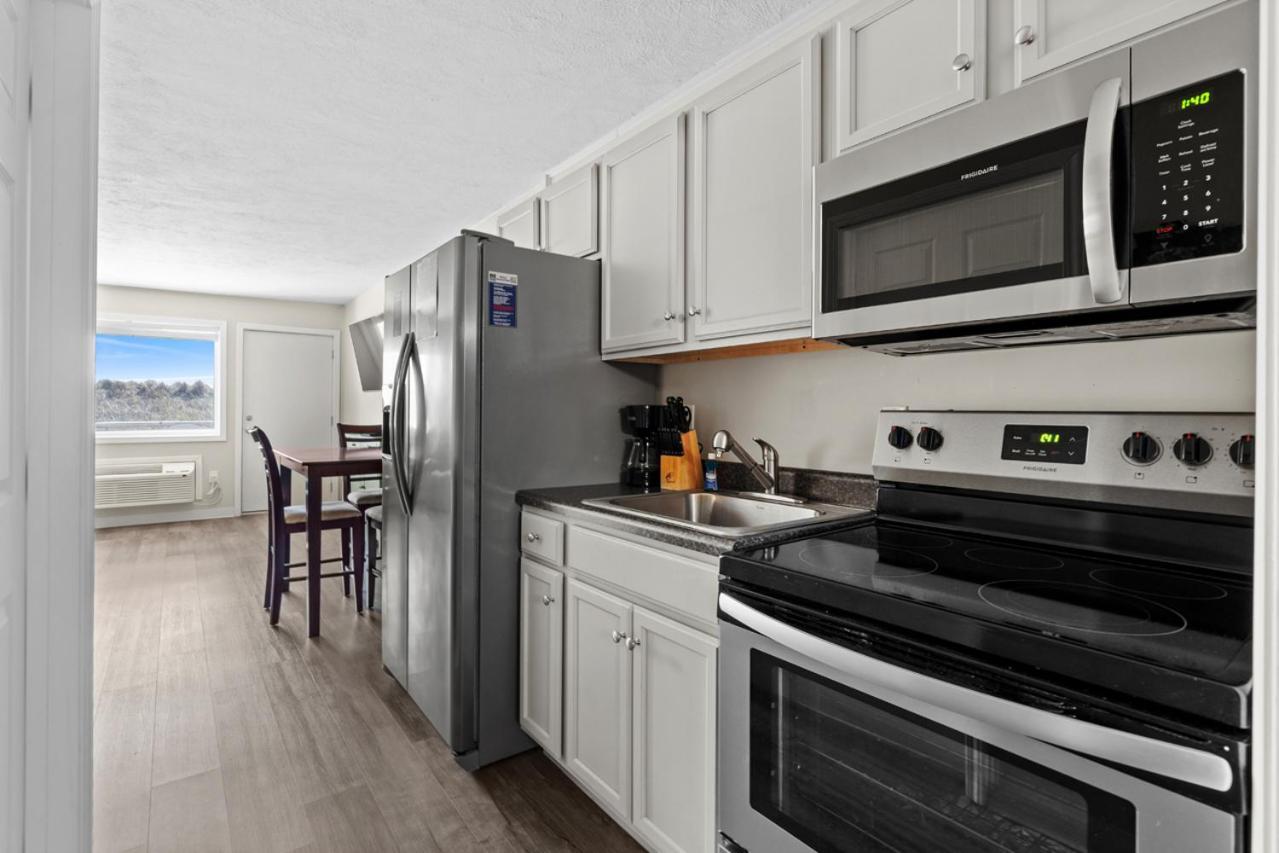 Apartment Blue Mist Unit 103 - Oceanfront Ground Floor In Cherry Grove