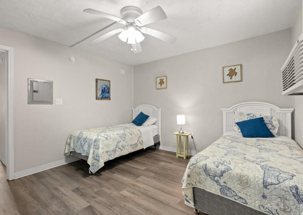 Apartment Blue Mist Unit 301 Is A 3rd Floor Oceanfront In Cherry Grove Nmb *