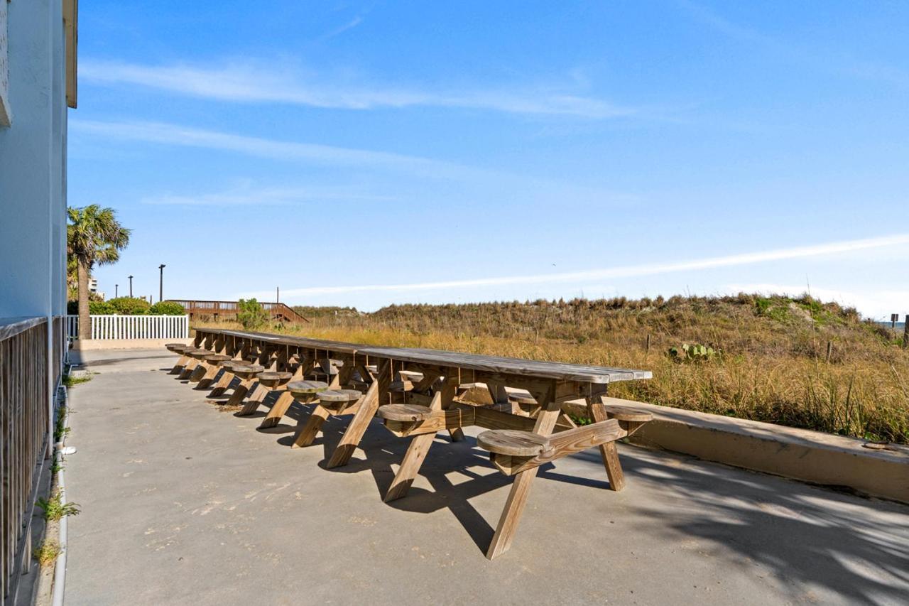 One Bedroom Oceanfront Cherry Grove At Blue Mist Unit 101