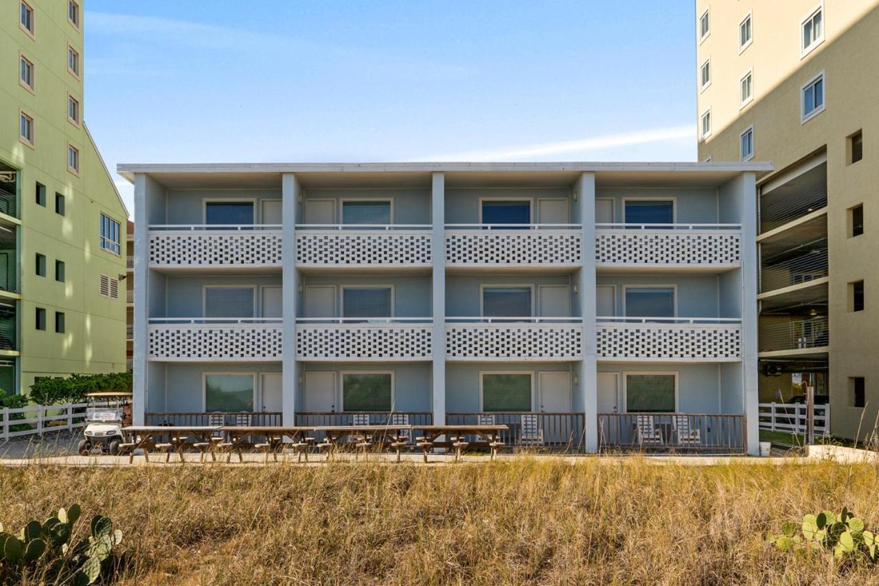 One Bedroom Oceanfront Cherry Grove At Blue Mist Unit 101 Apartment Myrtle Beach