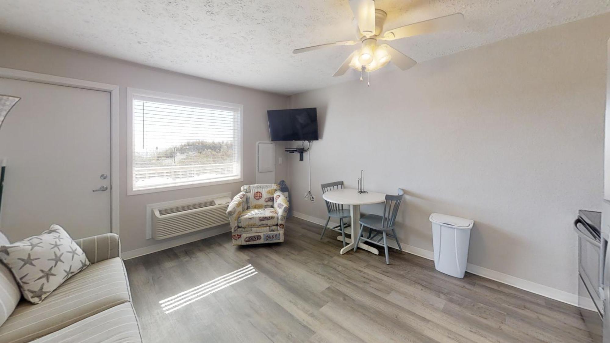 One Bedroom Oceanfront Cherry Grove At Blue Mist Unit 101 * Myrtle Beach