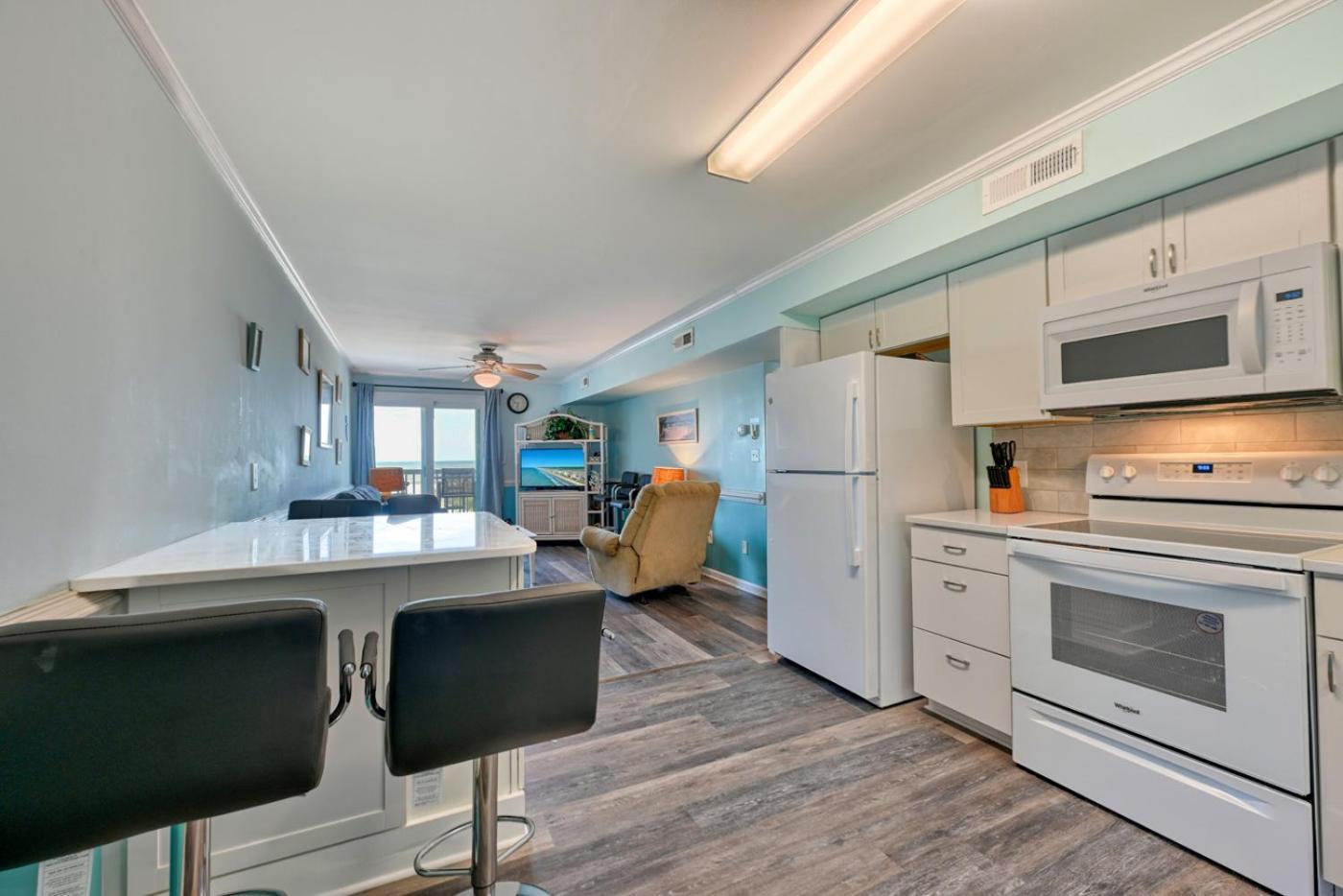 Apartment Ocean Front In Cherry Grove At A Summer Place Unit A7 Myrtle Beach