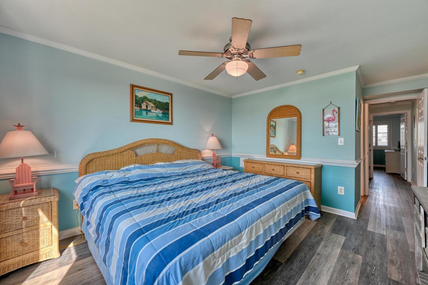 Ocean Front In Cherry Grove At A Summer Place Unit A7