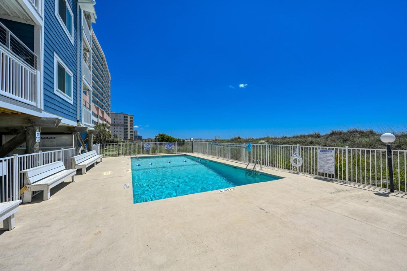 Apartment Ocean Front In Cherry Grove At A Summer Place Unit A7