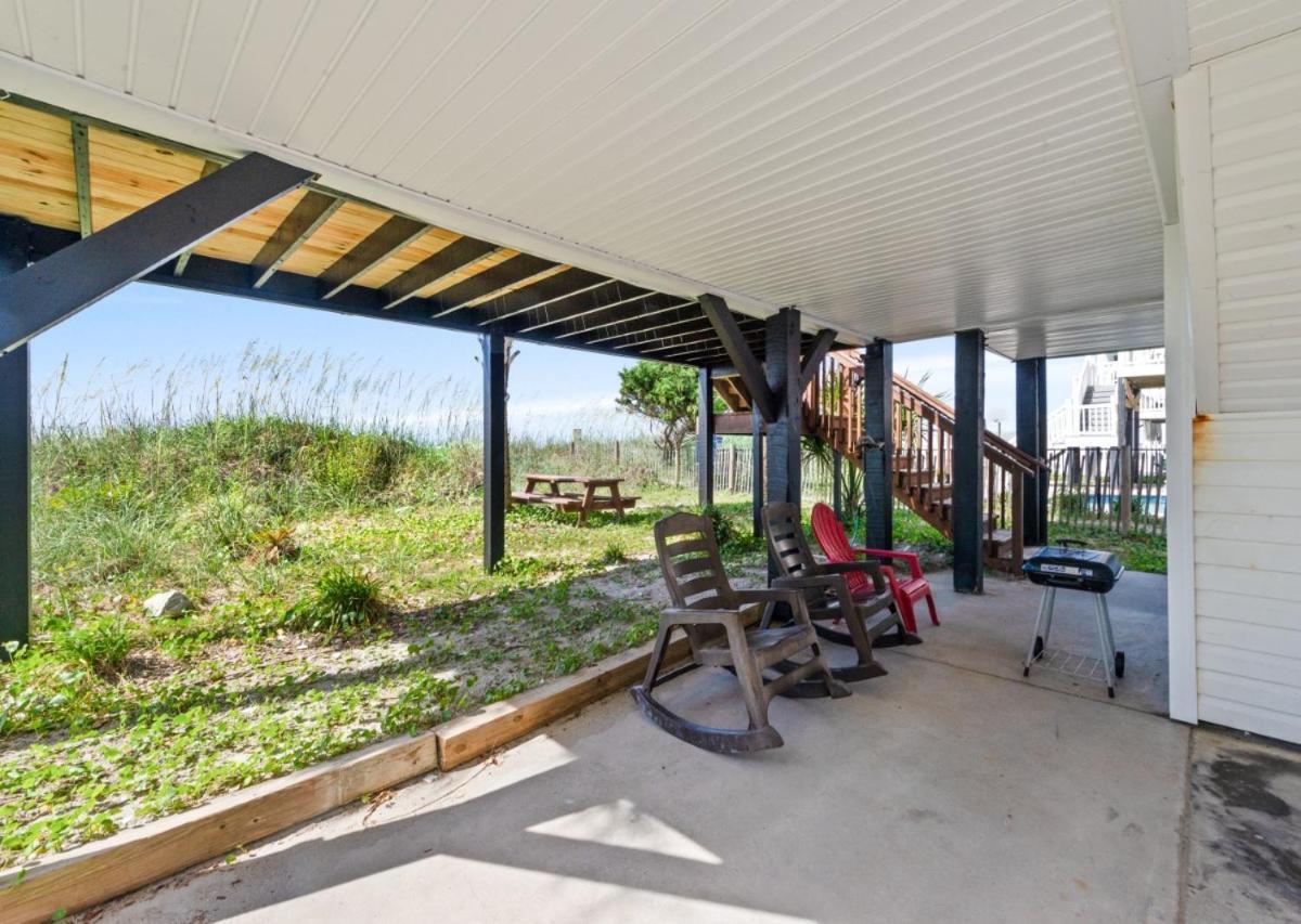 Cherry Grove Oceanfront - Mommas Gift In Cherry Grove Myrtle Beach