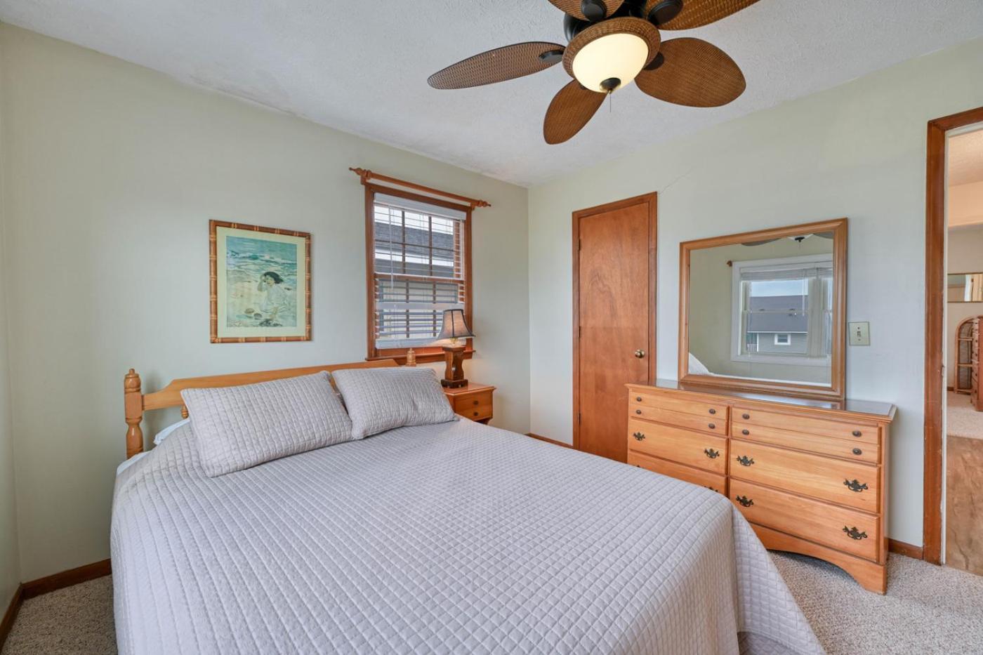 Marsh View Getaway Is A 4 Bedroom Channel In Cherry Grove Holiday home
