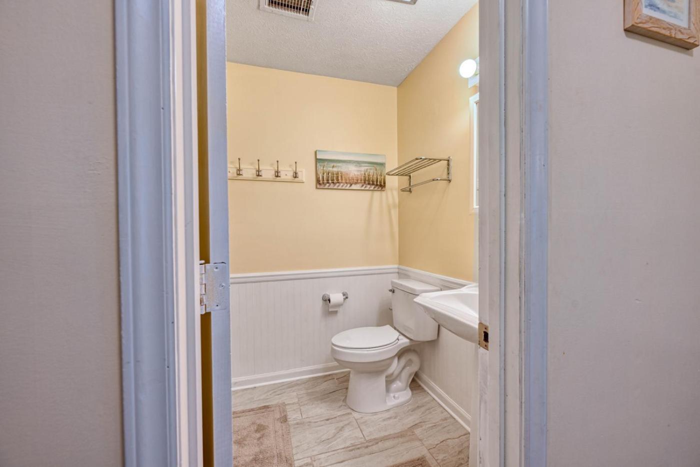 Holiday home Marsh View Getaway Is A 4 Bedroom Channel In Cherry Grove Myrtle Beach