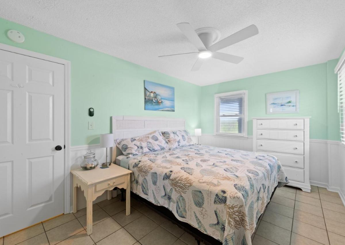 Cherry Grove Oceanfront - Mommas Gift In Cherry Grove Myrtle Beach