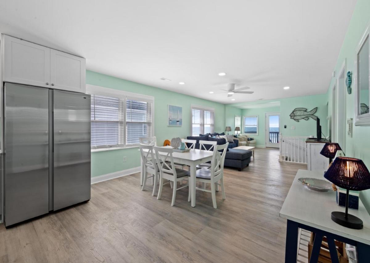 Cherry Grove Oceanfront - Mommas Gift In Cherry Grove