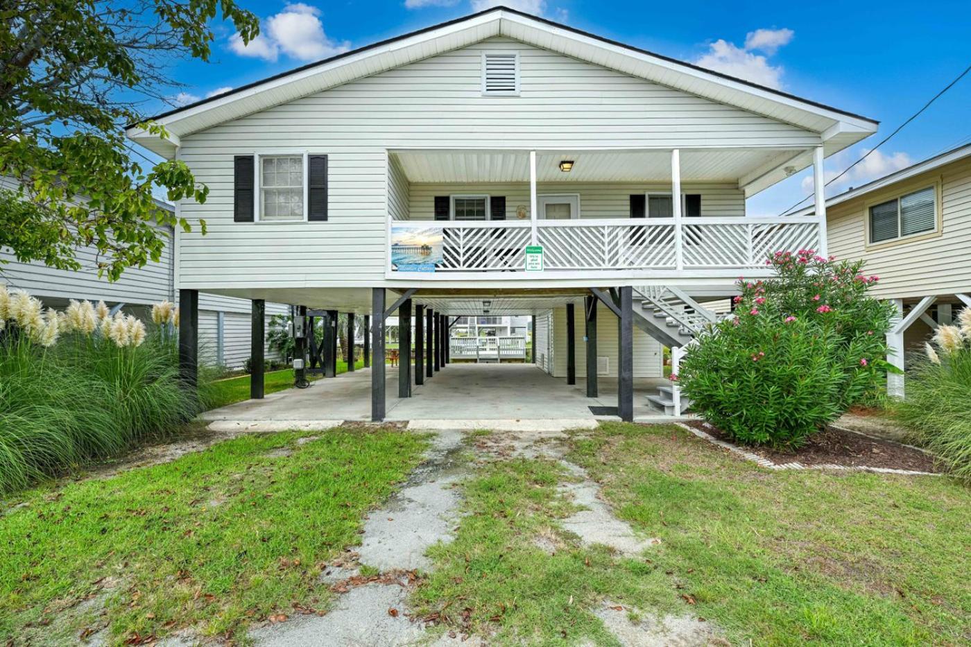 Marsh View Getaway Is A 4 Bedroom Channel In Cherry Grove
