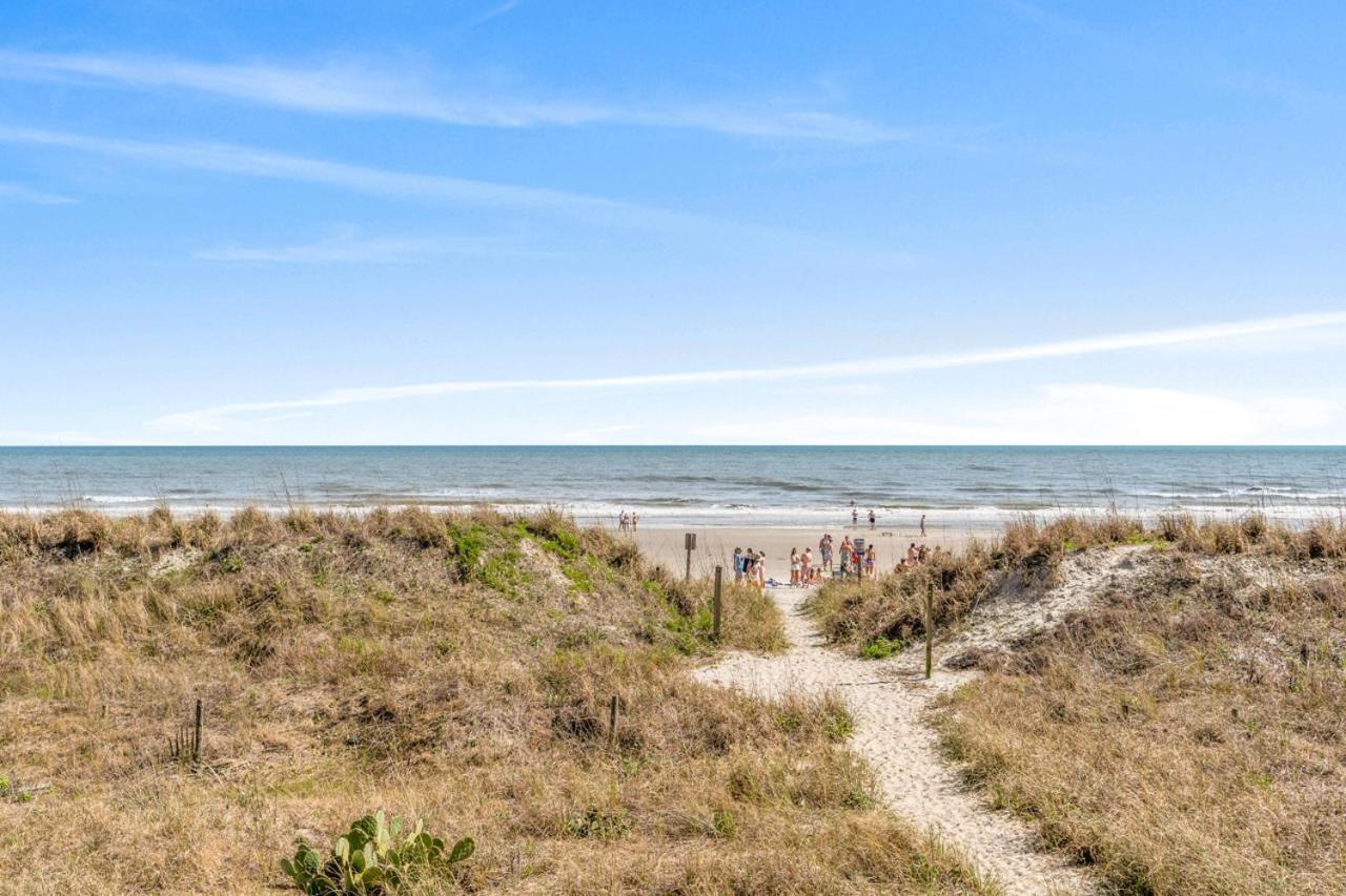 Apartment Blue Mist Unit 201 Offers King Bed And Front Balcony In Cherry Grove *