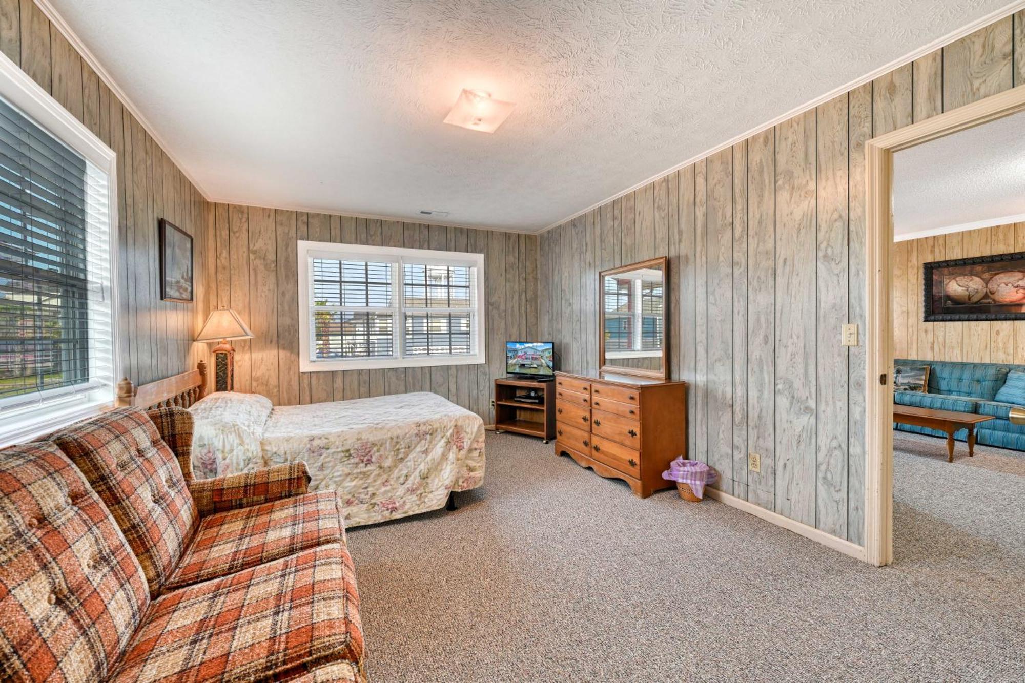 Carolina Roost In Cherry Grove Holiday home *