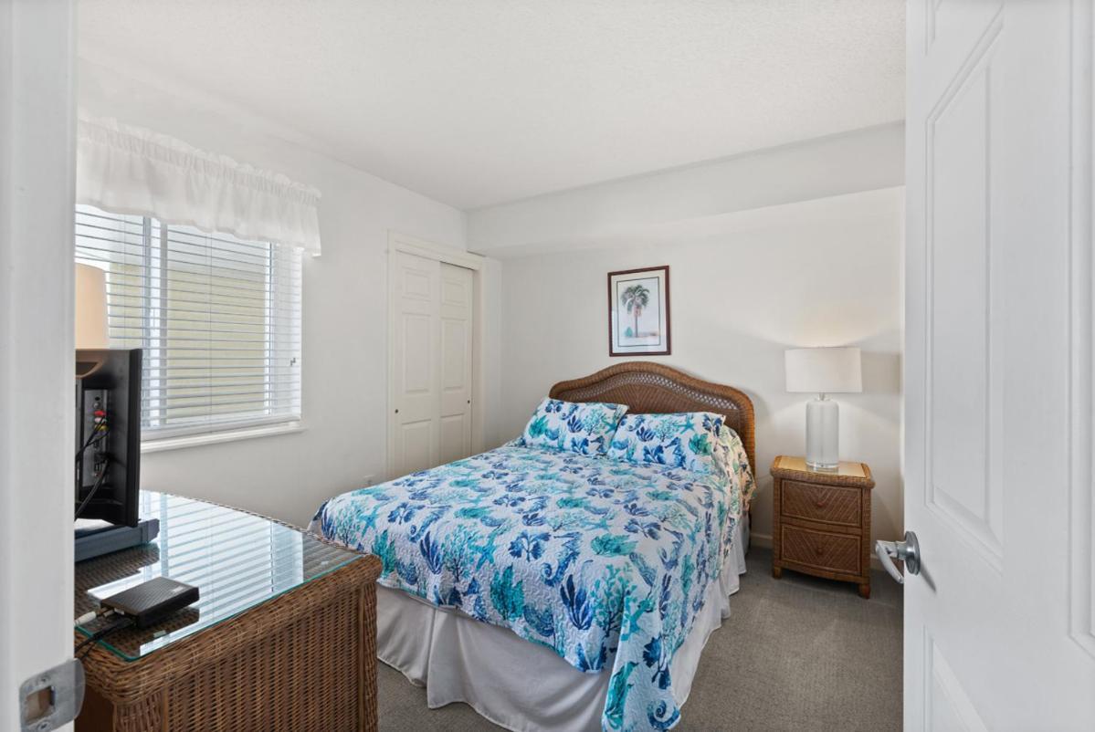 Sunrise Point Unit 7g Apartment