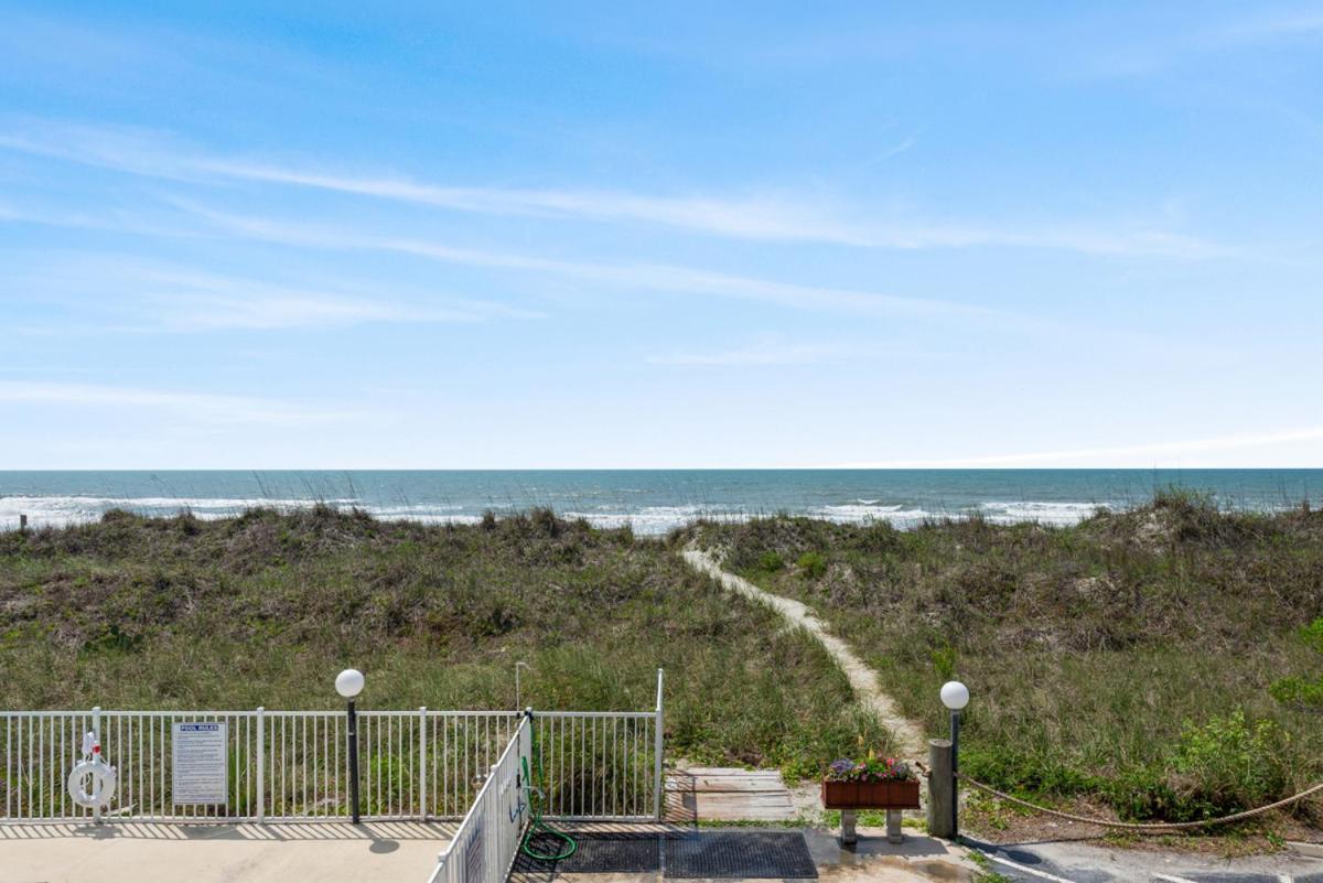A Summer Place Unit B8 Is Small Dog Friendly And Oceanfront In Cherry Grove