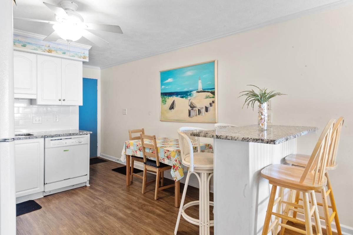 A Summer Place Unit B8 Is Small Dog Friendly And Oceanfront In Cherry Grove Apartment *