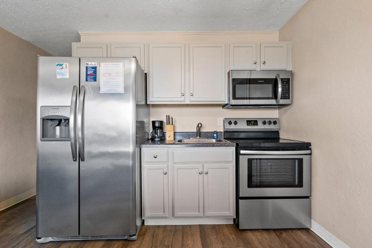 Blue Mist Unit 102 - Oceanfront Ground Floor In Cherry Grove *