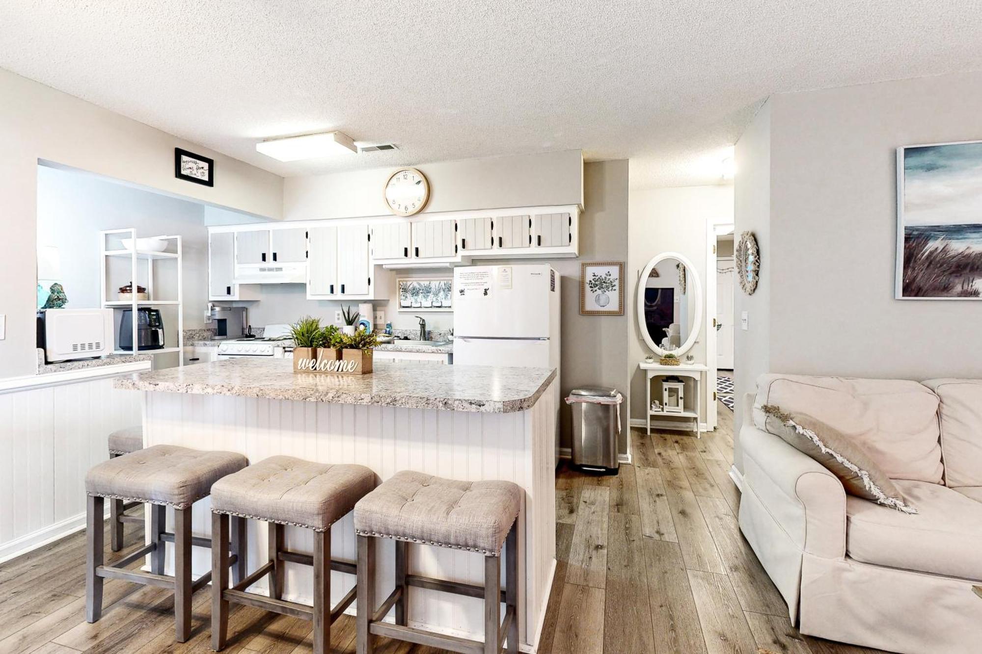 Apartment Waccamaw - Unit 6 *