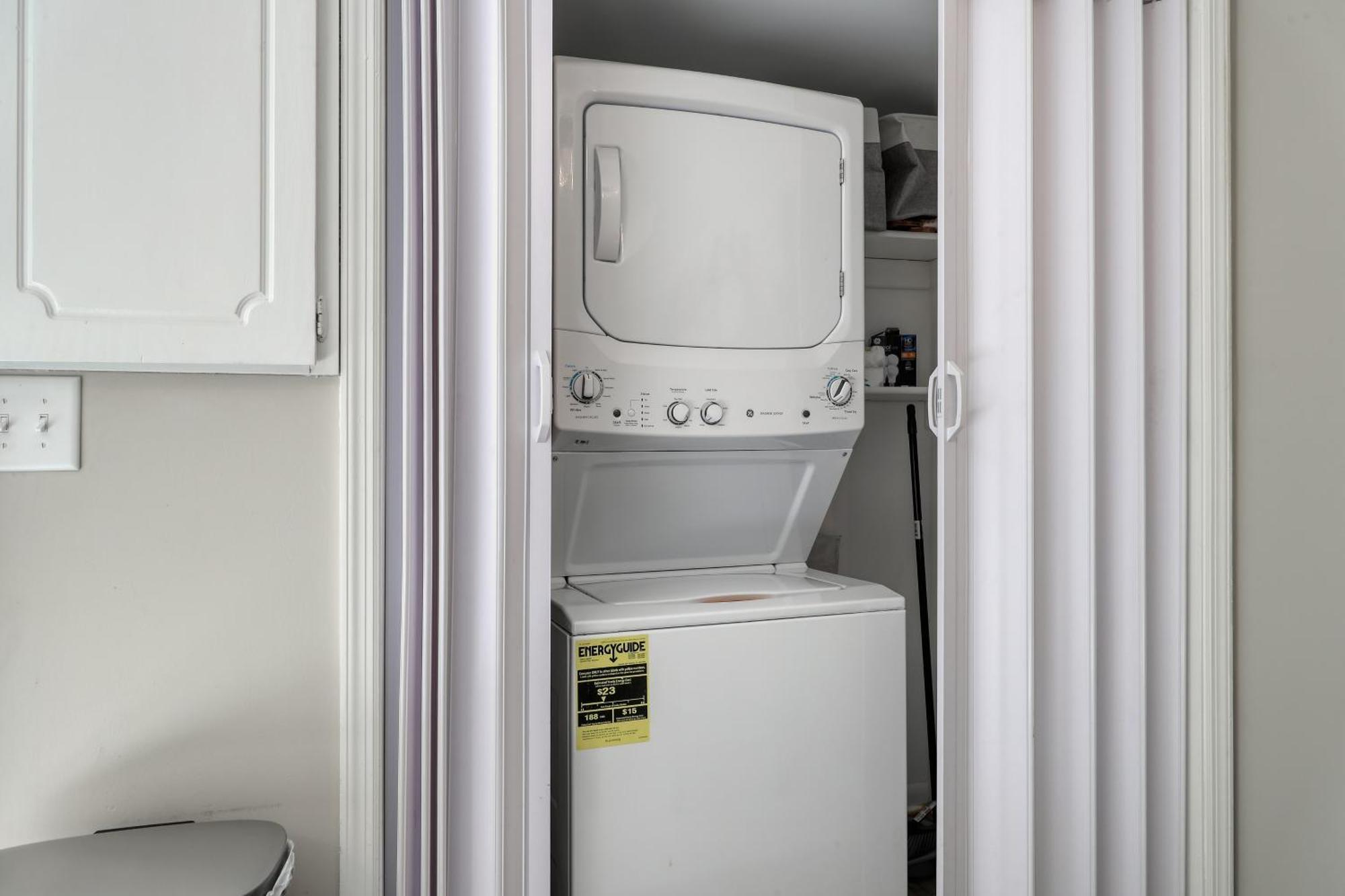 1408 Perrin Dr, Unit B - Ocean Walk Sleeps 8 Holiday home