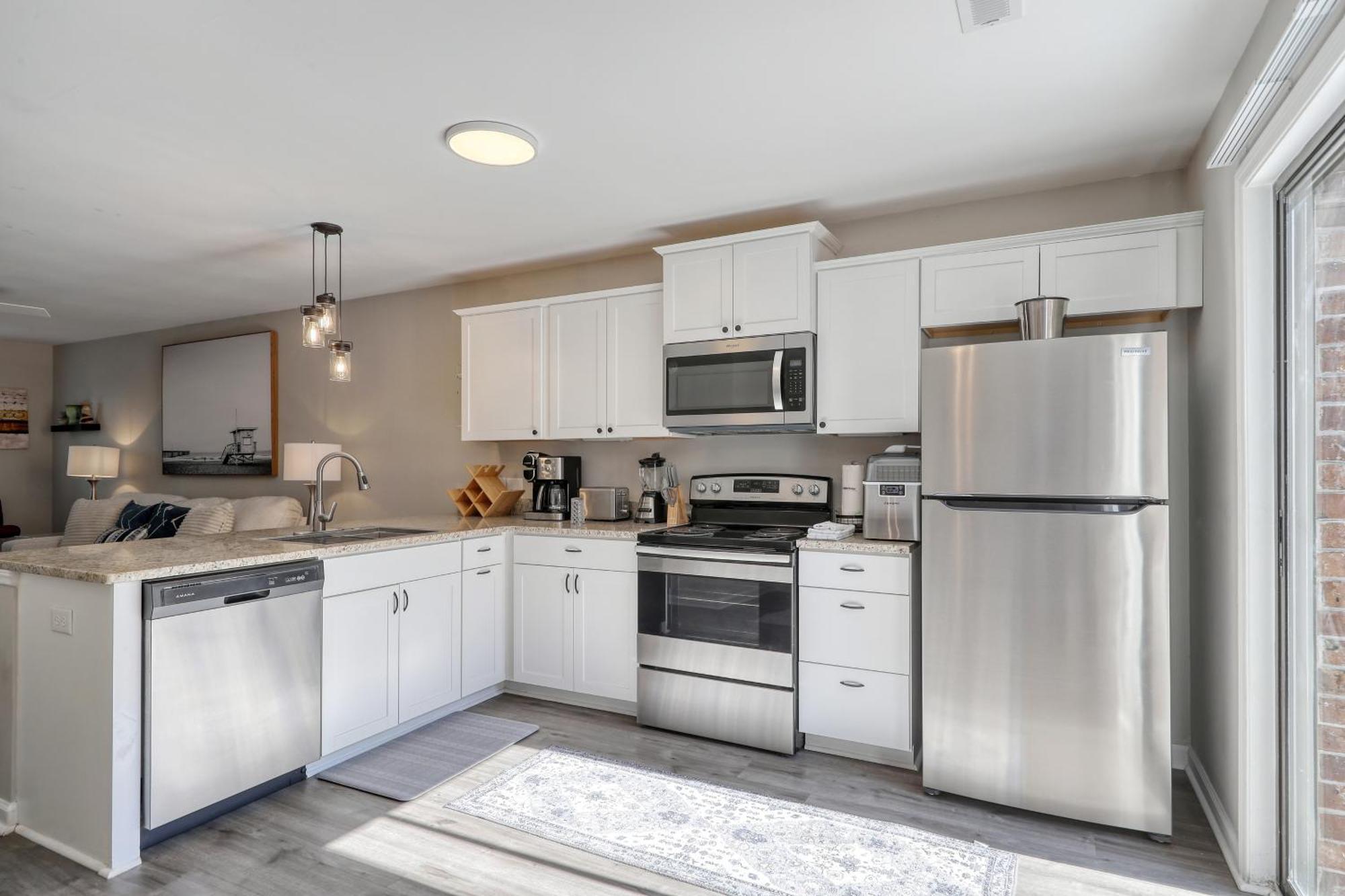 1408 Perrin Dr, Unit B - Ocean Walk Sleeps 8