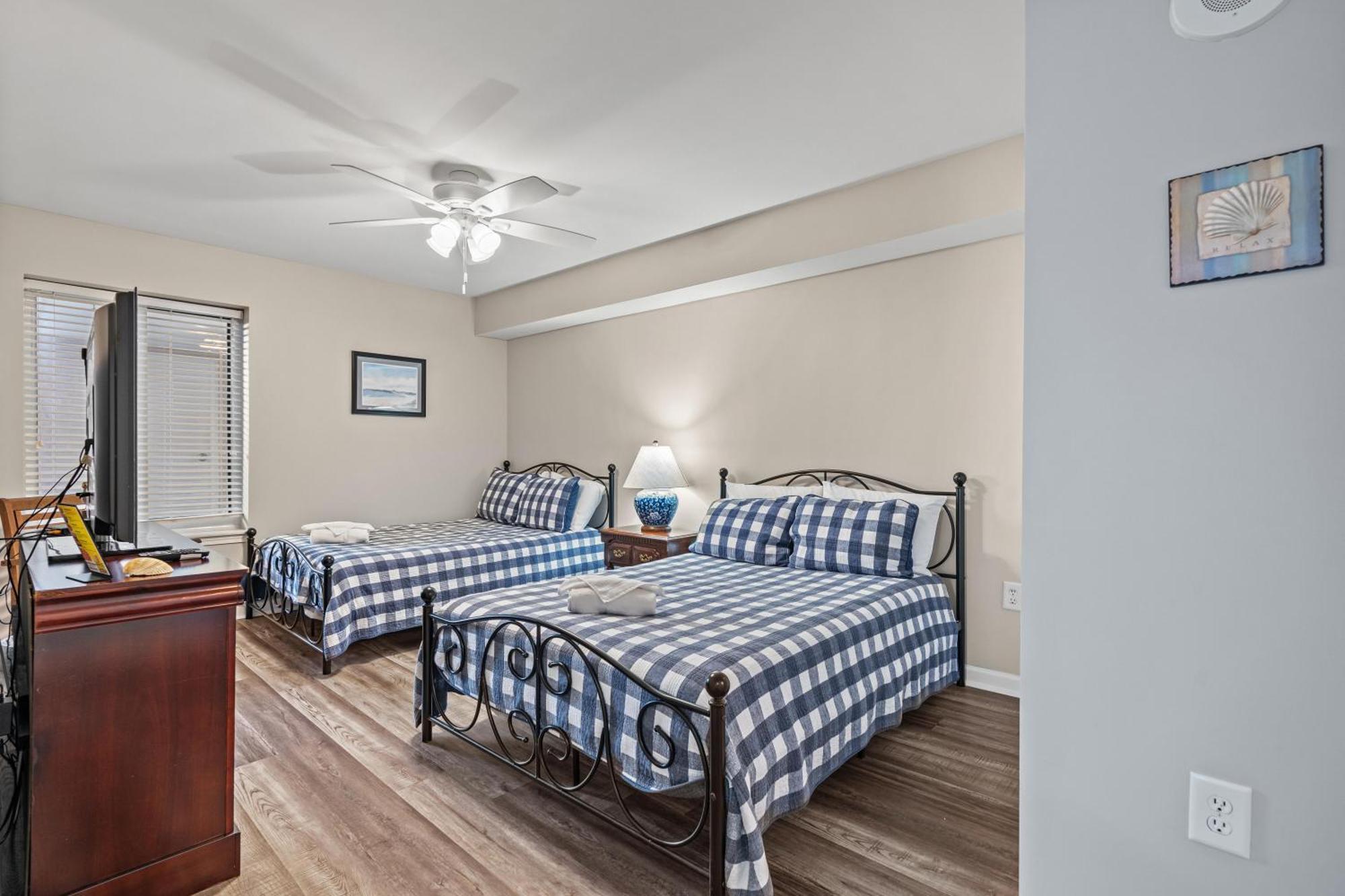 Crescent Shores N - 105 - Oceanfront-crescent Section Holiday home *