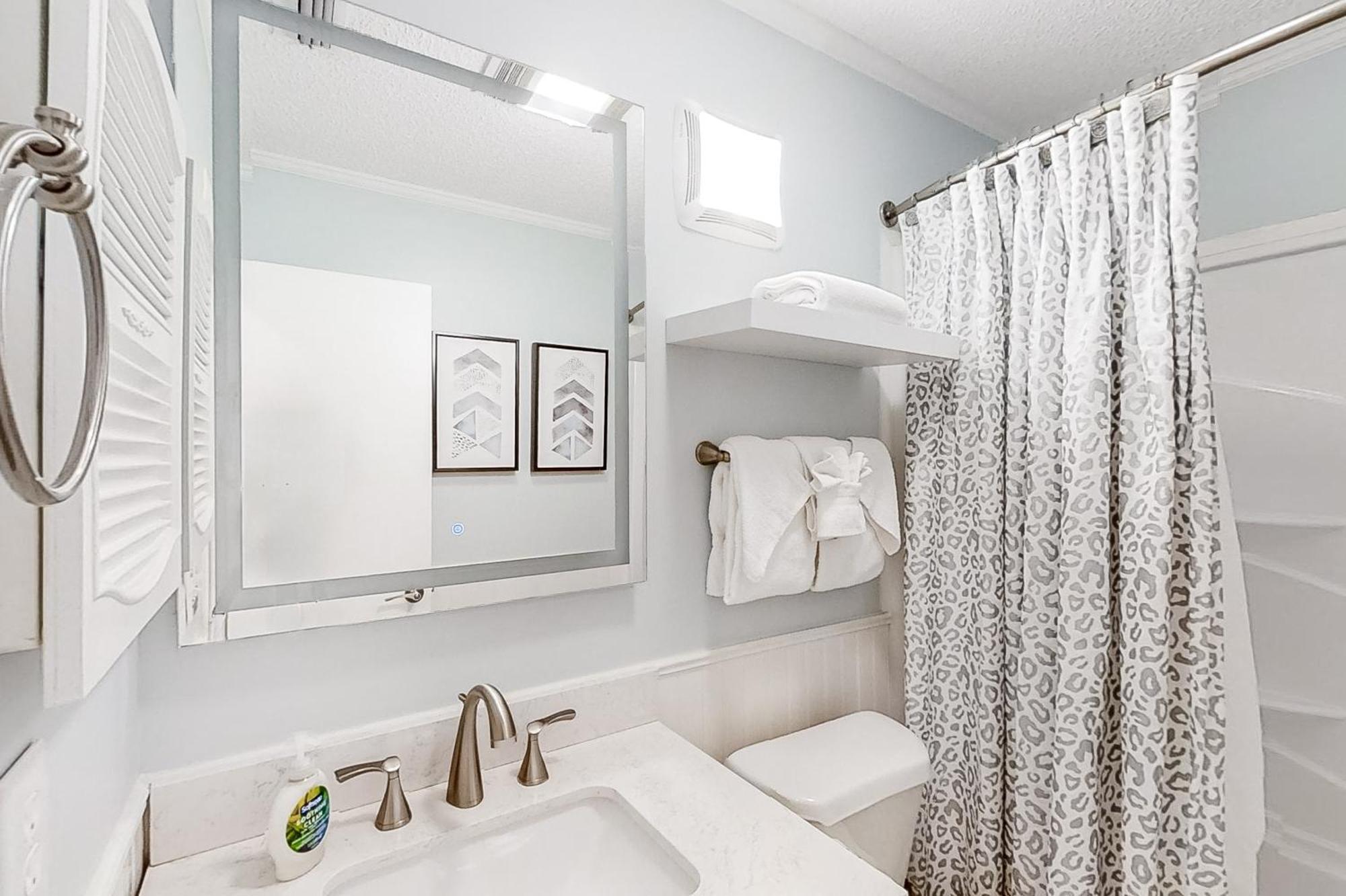 Apartment Tilghman & Racquet 347