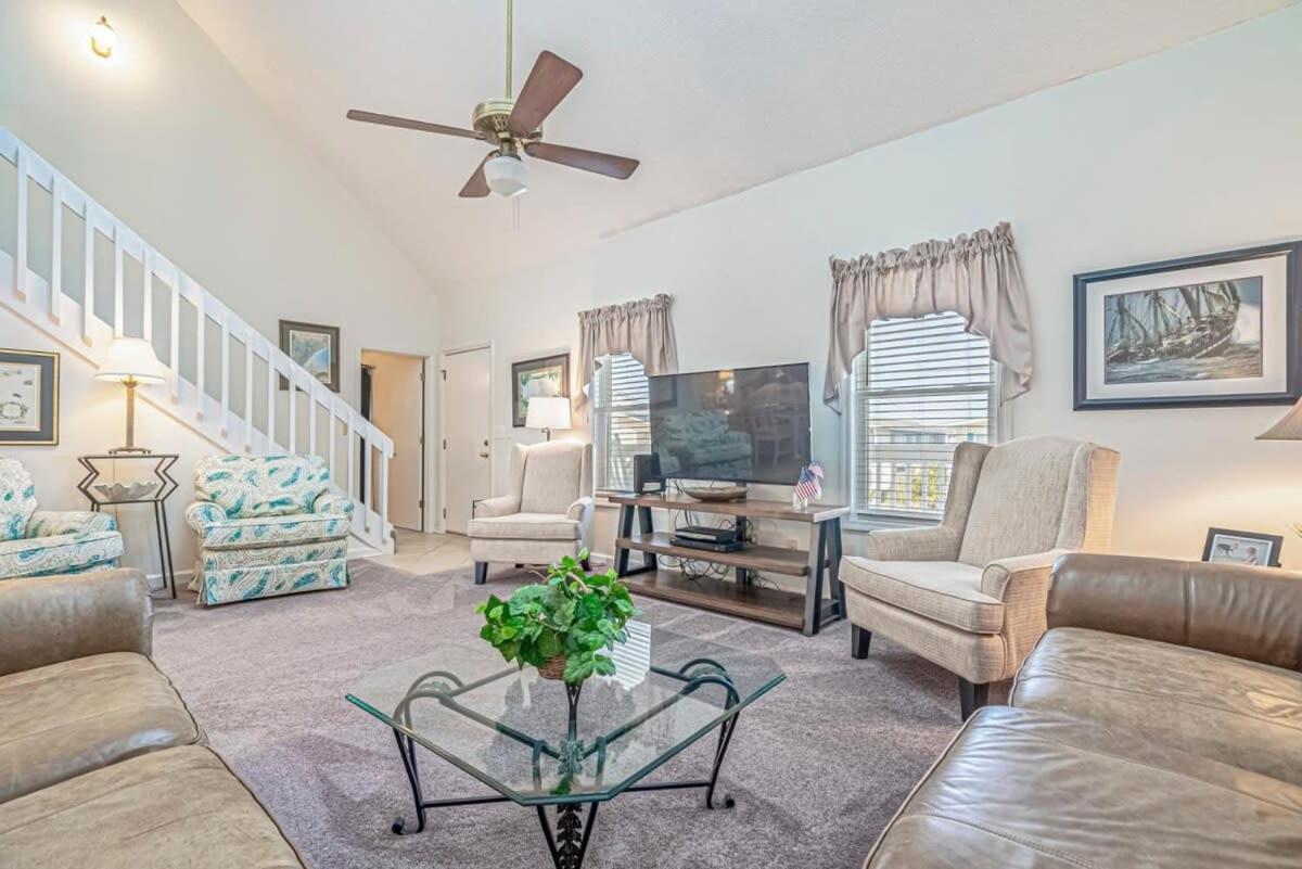 Family The Mariner Adkins House Channel With 6 Bedrooms Holiday home Myrtle Beach