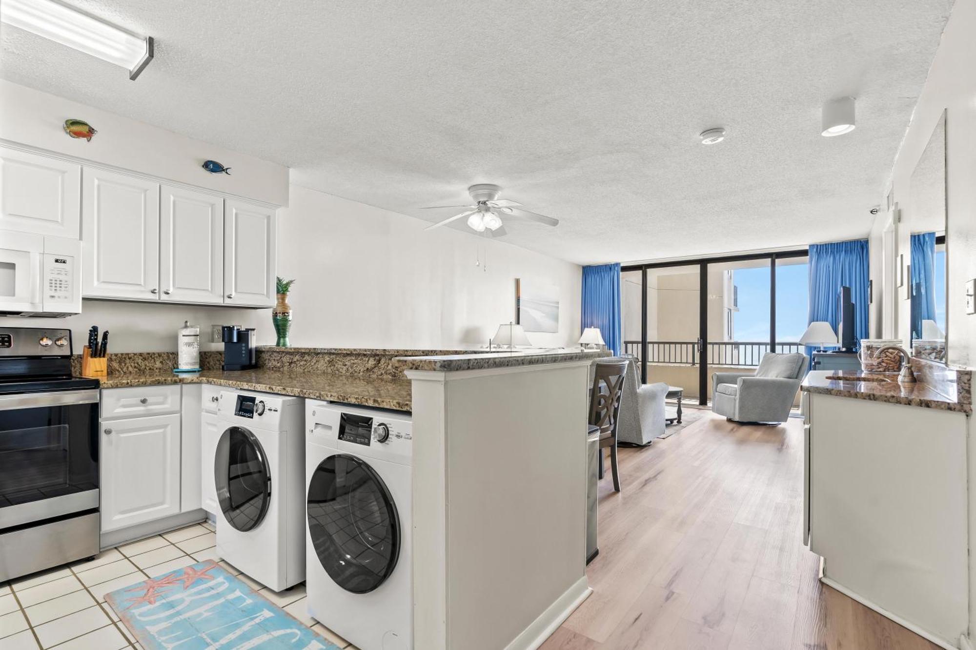 Sea Winds 307 - Oceanfront - Windy Hill Section Holiday home *