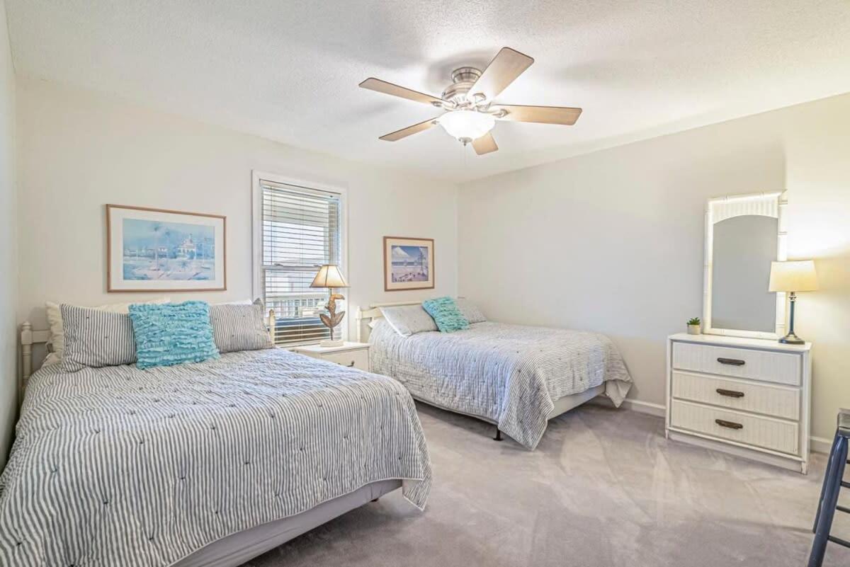Holiday home Family The Mariner Adkins House Channel With 6 Bedrooms Myrtle Beach
