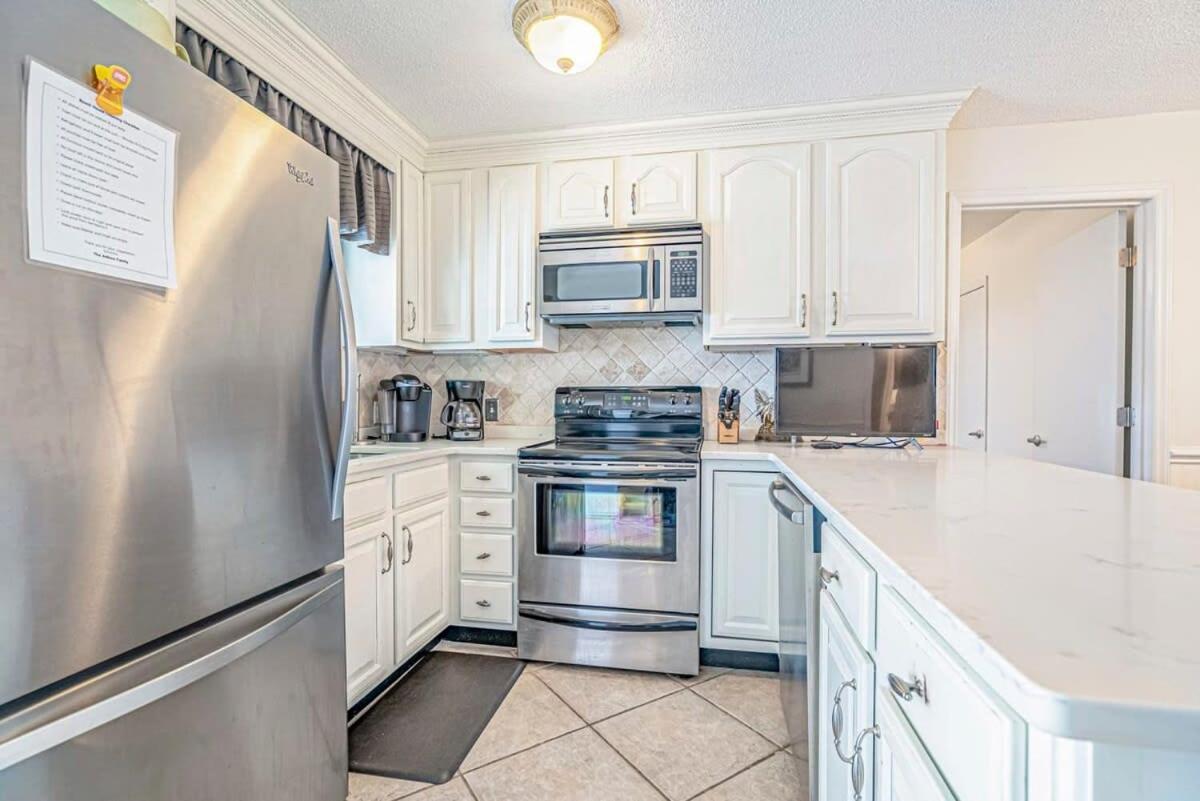 Family The Mariner Adkins House Channel With 6 Bedrooms Holiday home Myrtle Beach