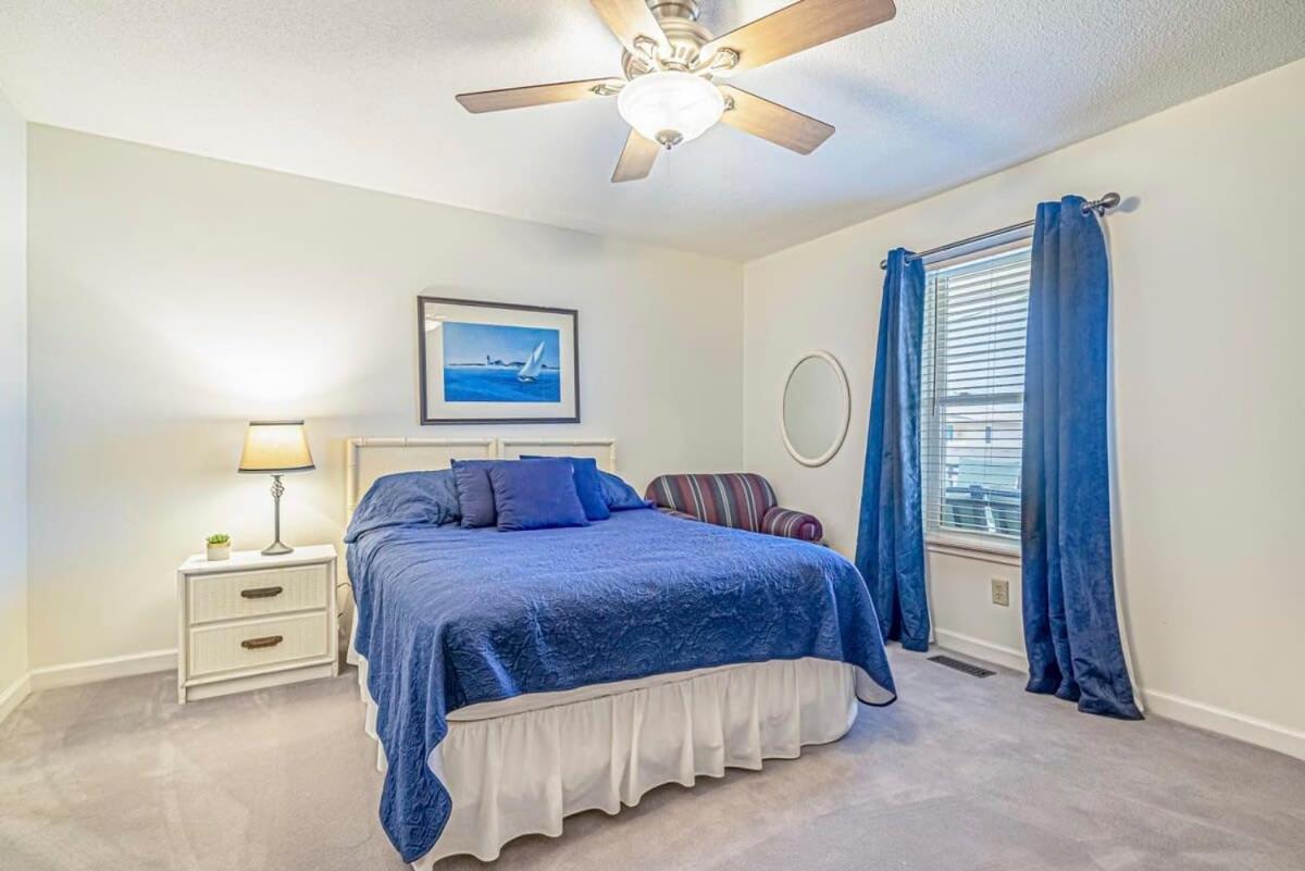 Family The Mariner Adkins House Channel With 6 Bedrooms Holiday home Myrtle Beach