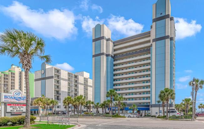 Newly Renovated King Suite-ocean Views! Boardwalk 1140