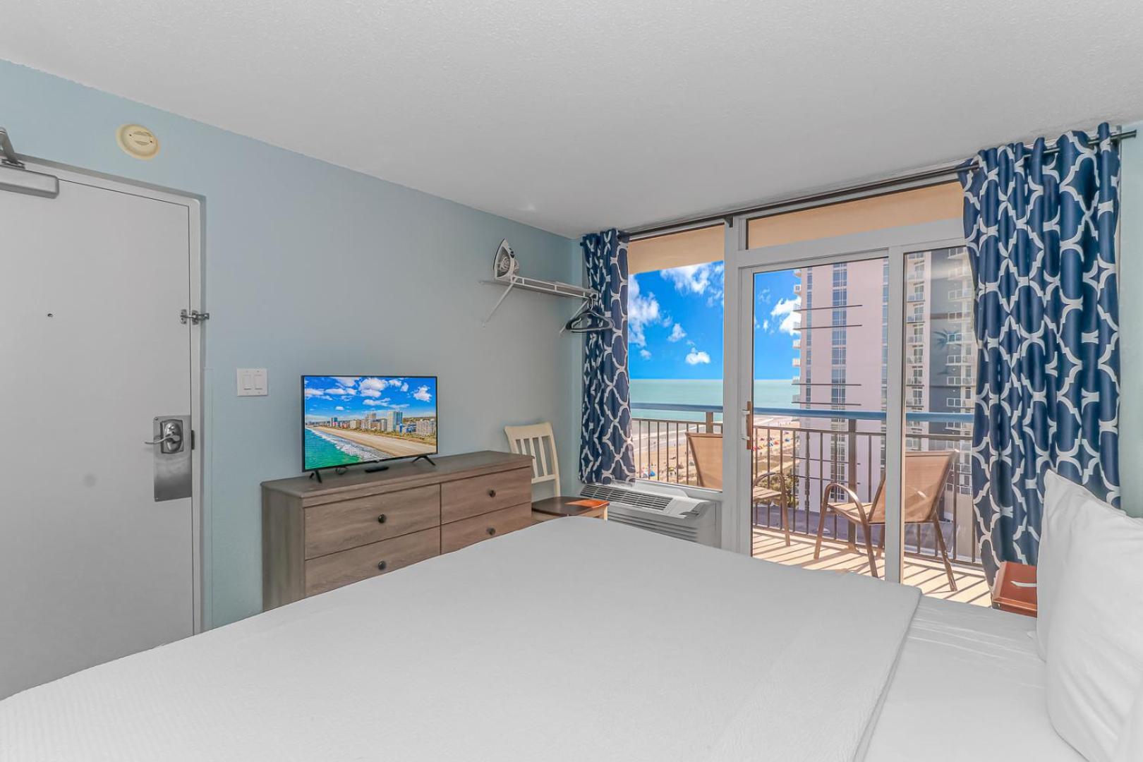 Newly Renovated King Suite-ocean Views! Boardwalk 1140 Holiday home