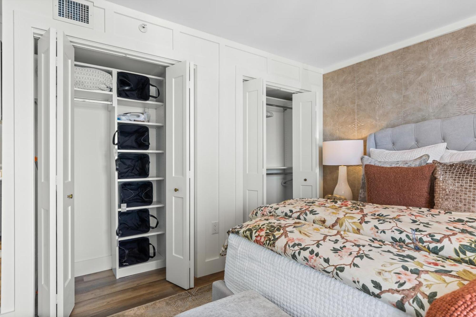 1606 Brighton Apartment *