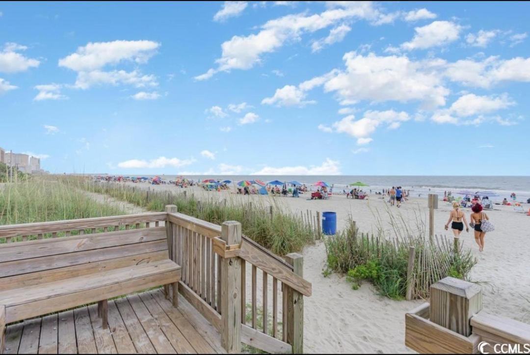 Apartment Ocean Front *