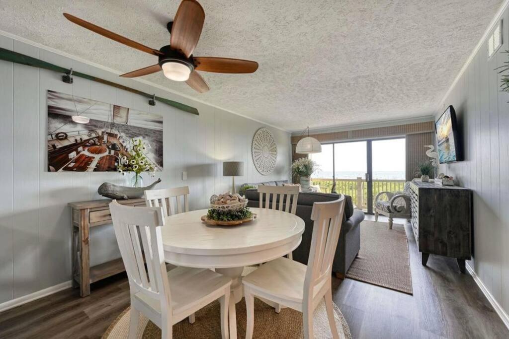 Holiday home New! Oceanfront Sunrise Retreat- Breathtaking View Myrtle Beach