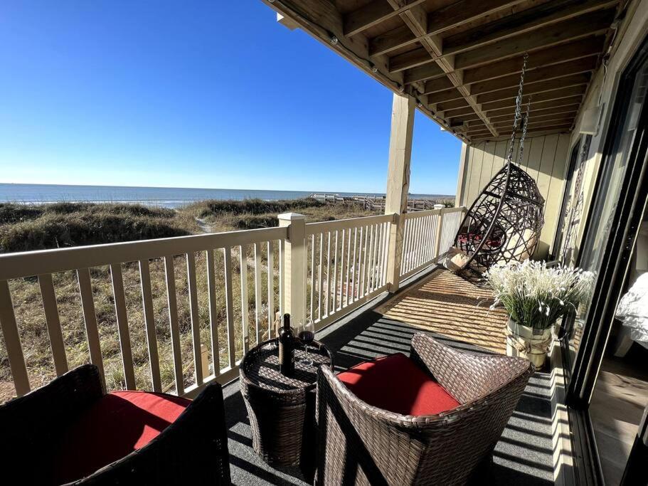 New! Oceanfront Sunrise Retreat- Breathtaking View * Myrtle Beach