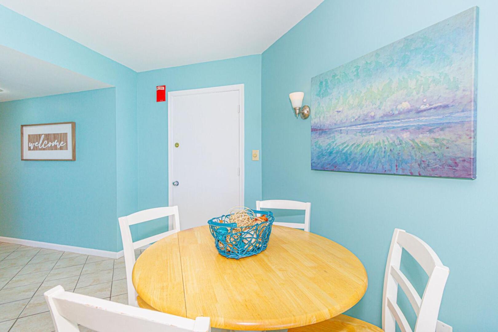 Incredible Views! 20th Floor 1-bedroom - Ocean Forest Plaza 2004 *