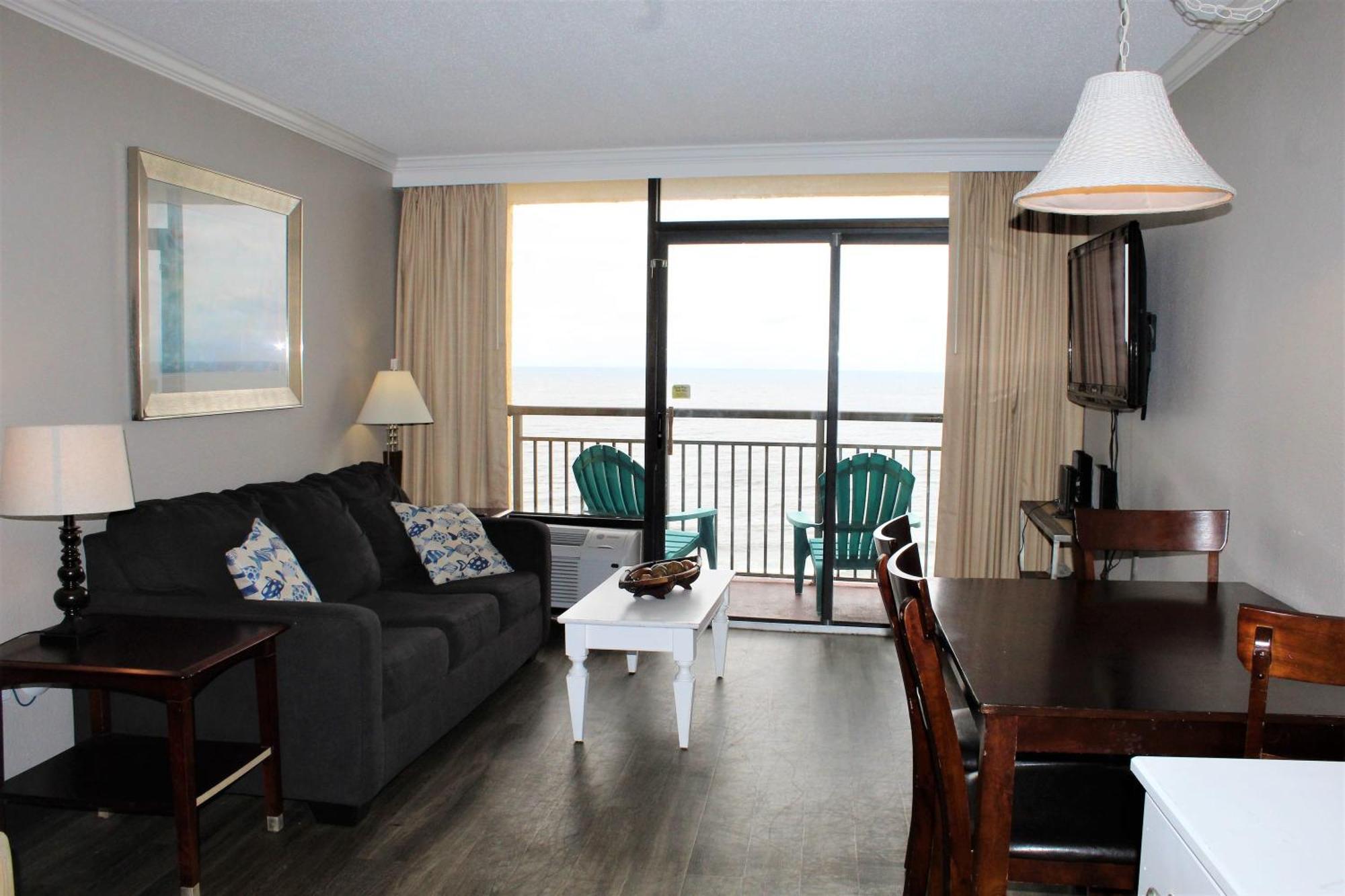 Ocean Front Views Caravelle 1138