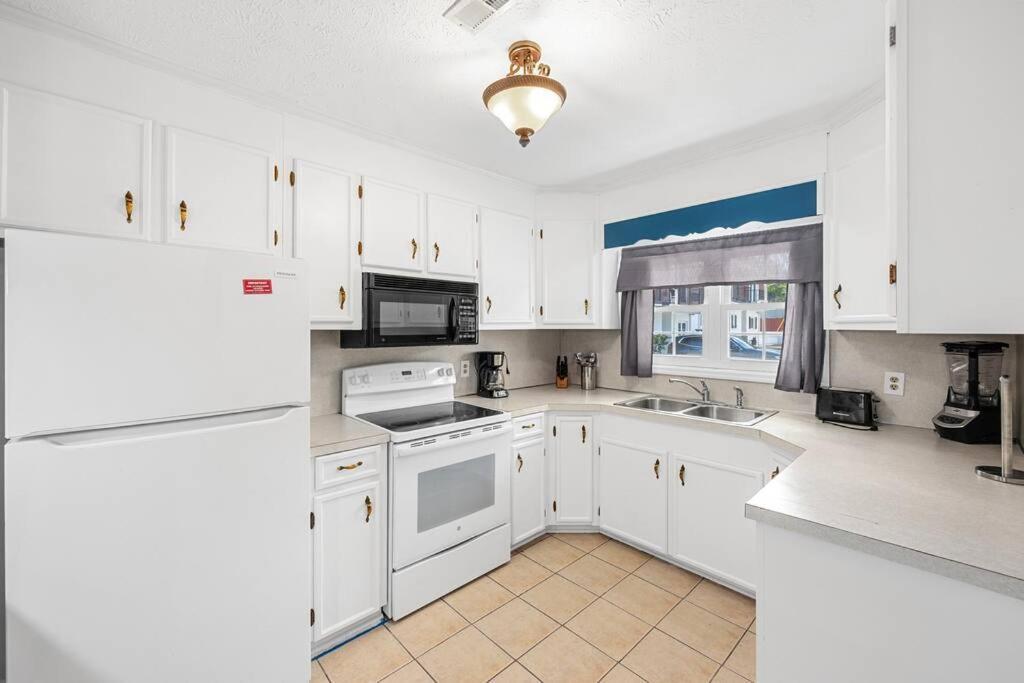Holiday home Barefoot Bliss - Steps To Myrtle Beach