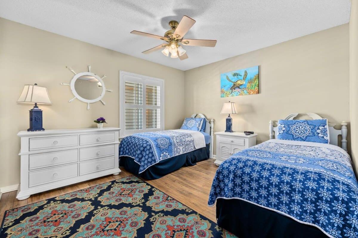 Harbor Pointe Coastal Getaway