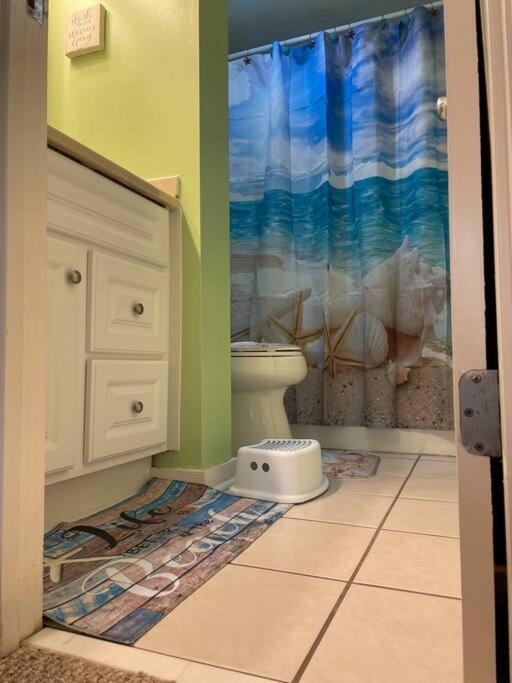 Private Oasis With Free Full Body Massages! *