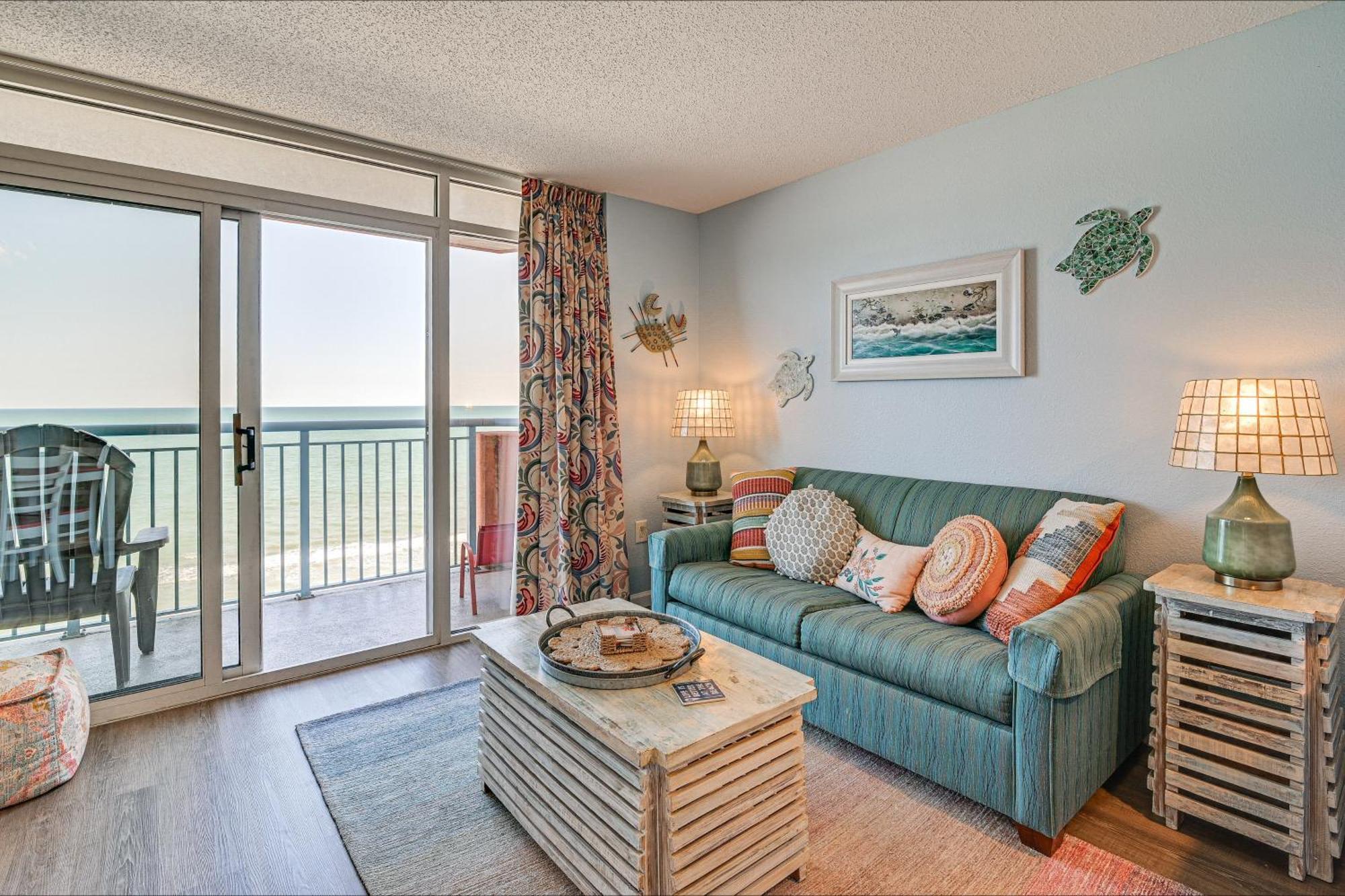 Beachy With Pool Access And Steps To Boardwalk!