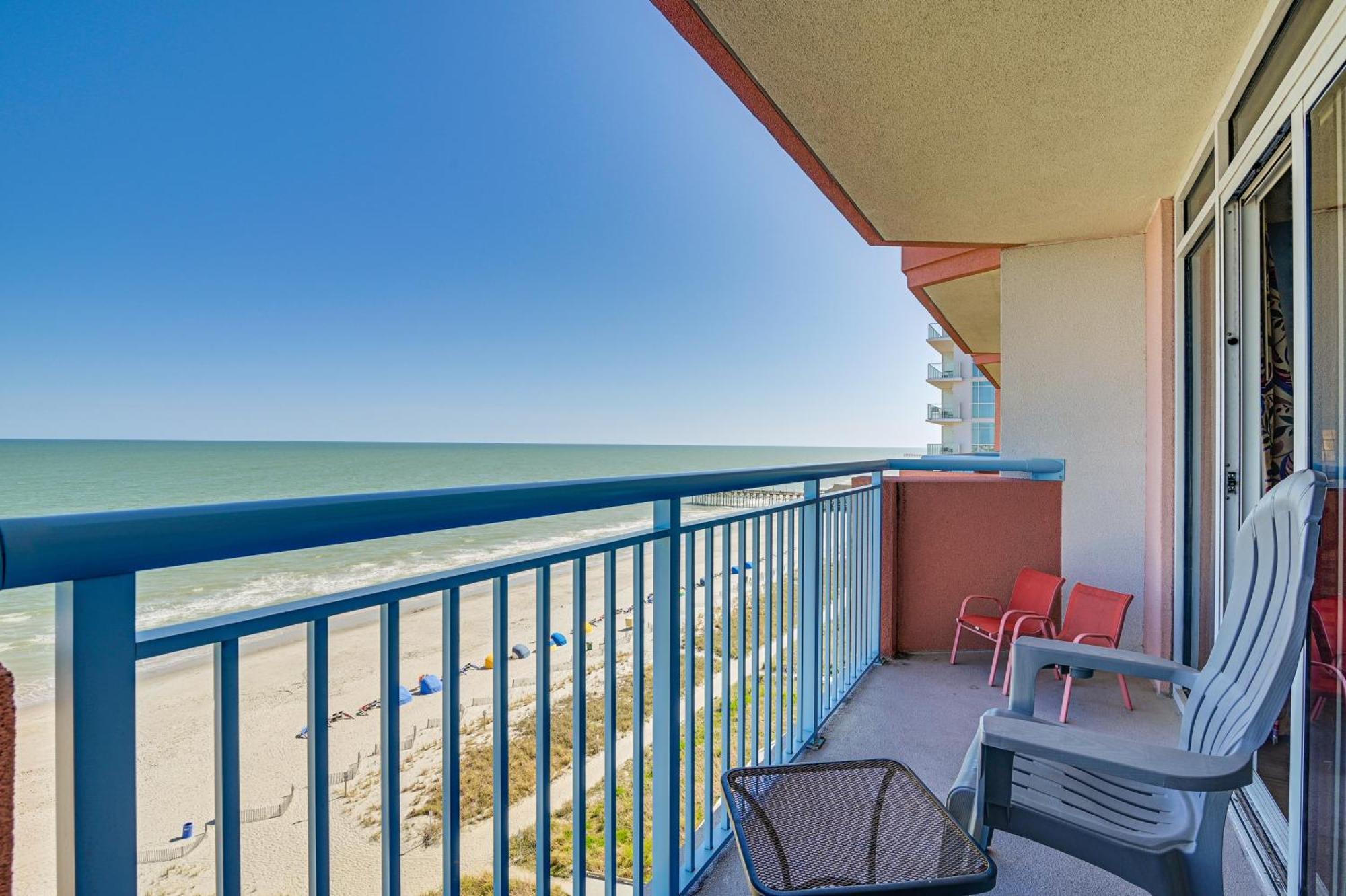 Beachy With Pool Access And Steps To Boardwalk! *