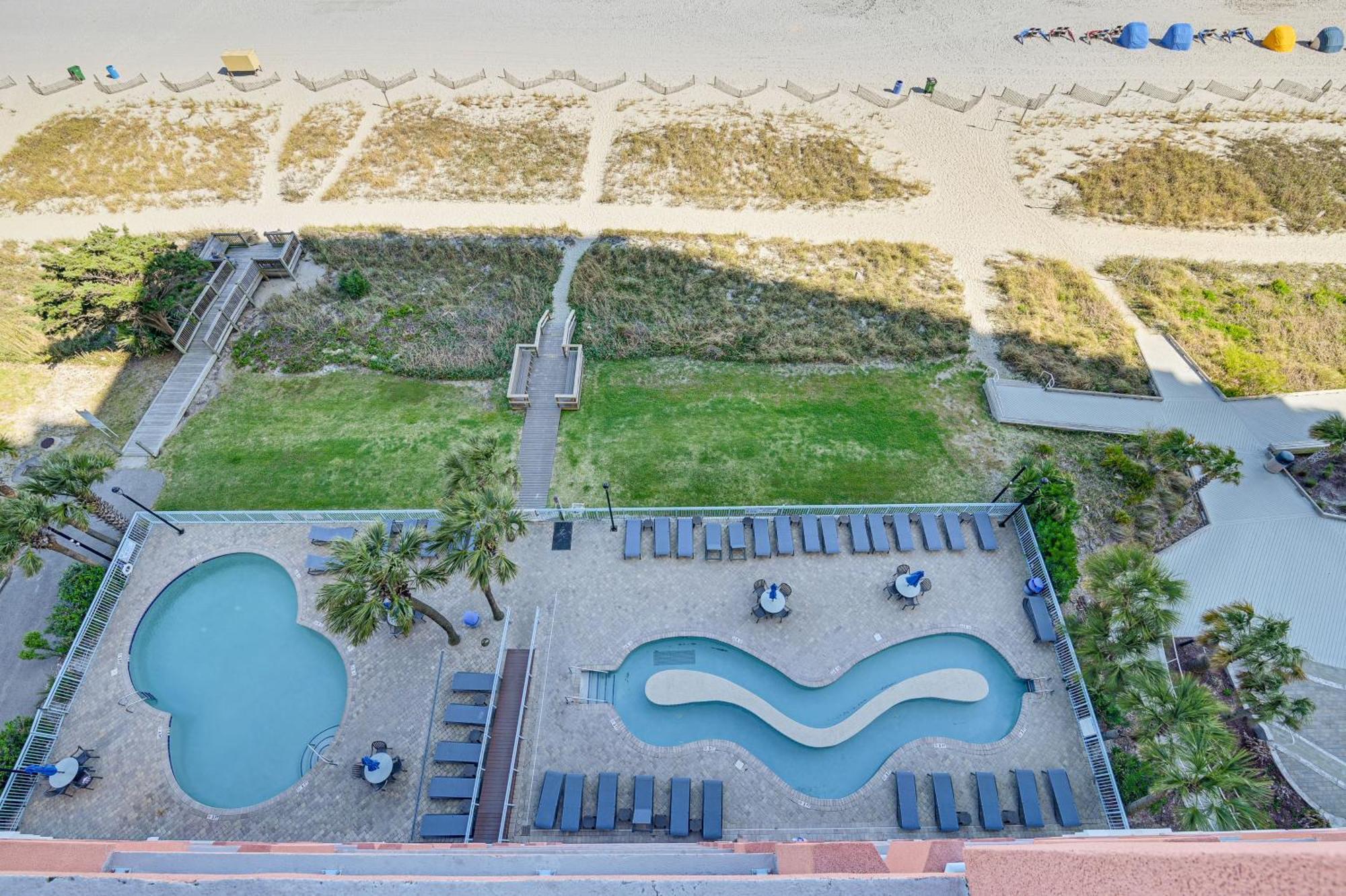 Apartment Beachy With Pool Access And Steps To Boardwalk! *