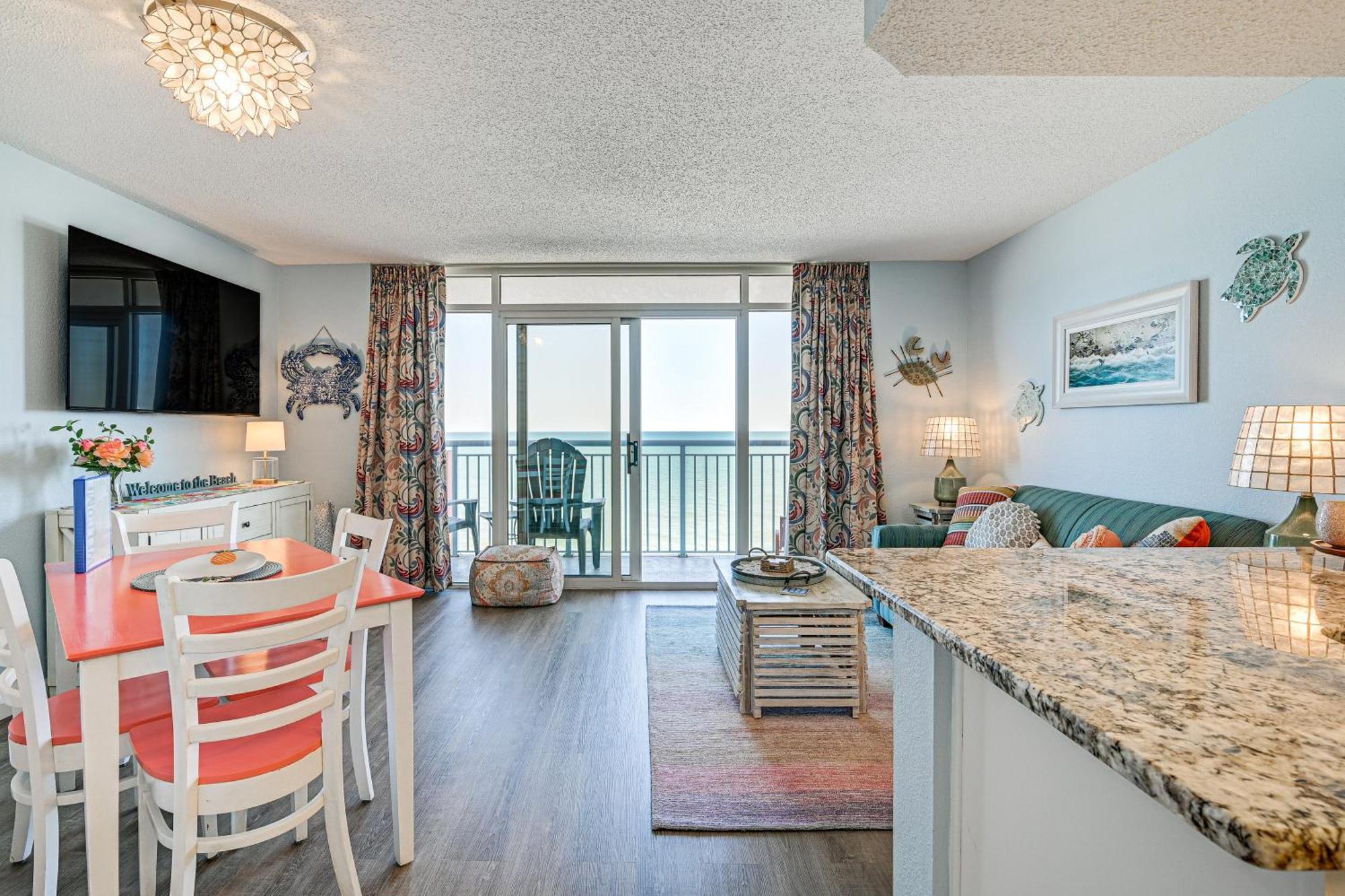Beachy With Pool Access And Steps To Boardwalk! * Myrtle Beach