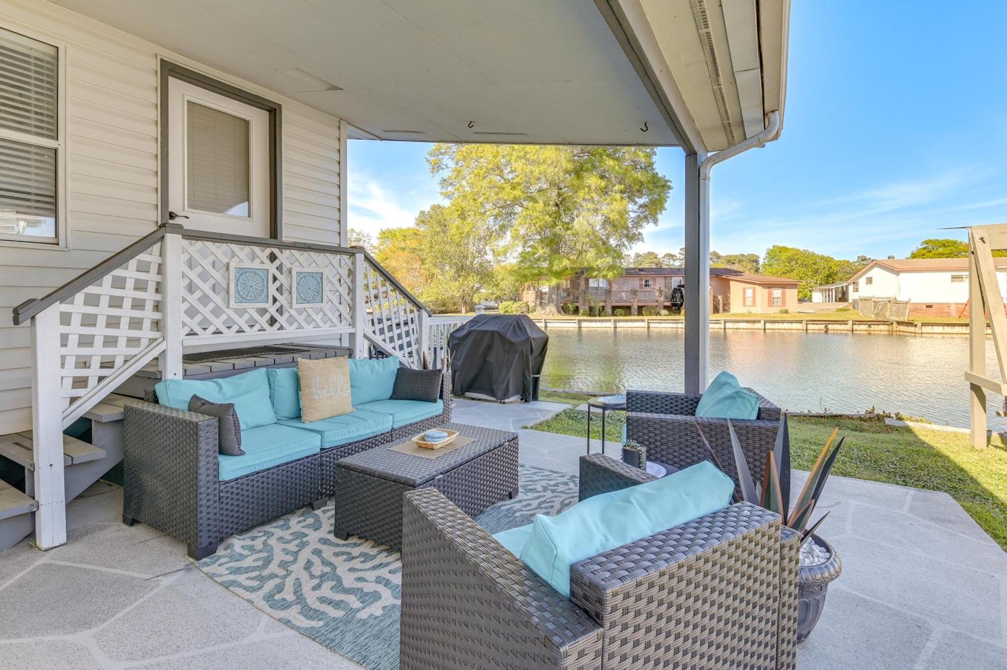 Waterfront With Pool Access In Myrtle Beach! *