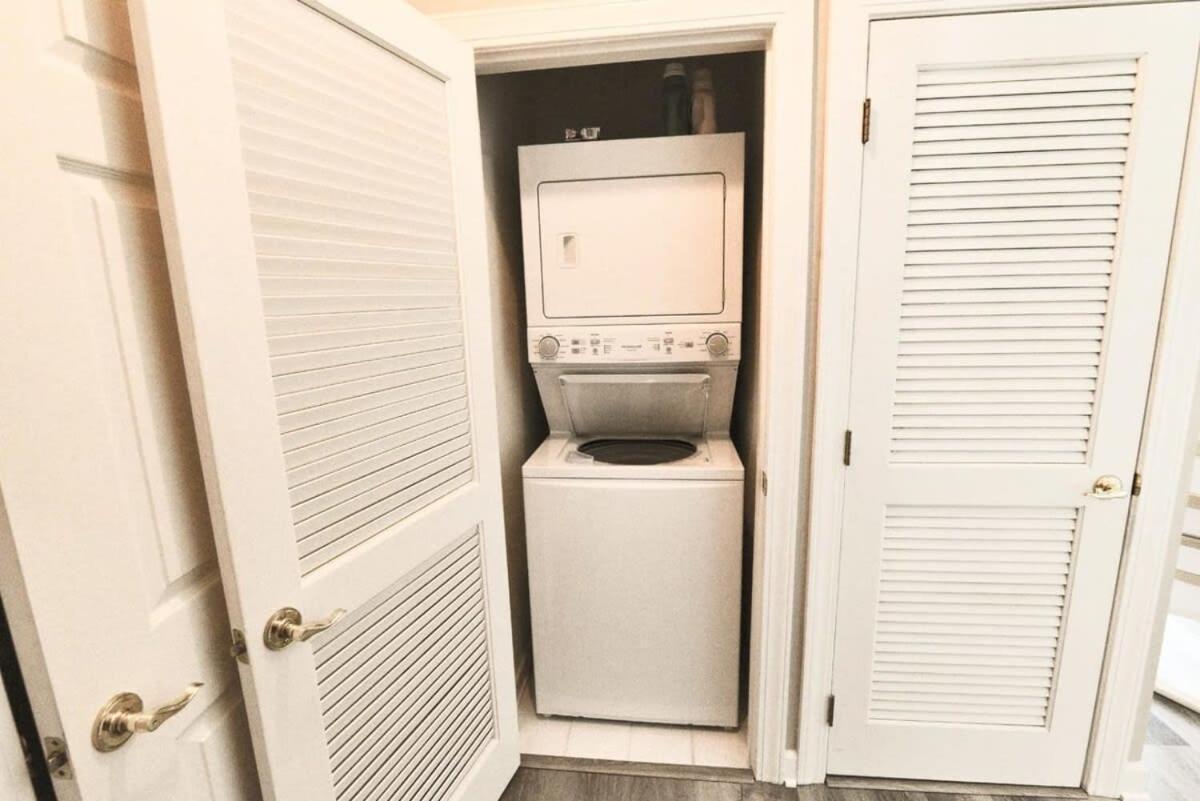Location Famous Barefoot 1 Mile To 15000sf Pool Myrtle Beach