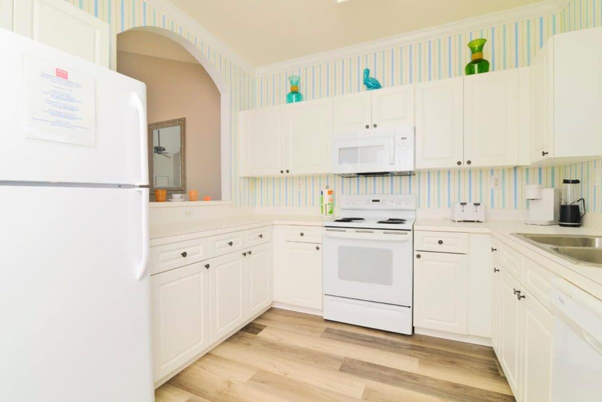 Holiday home Location Famous Barefoot 1 Mile To 15000sf Pool *