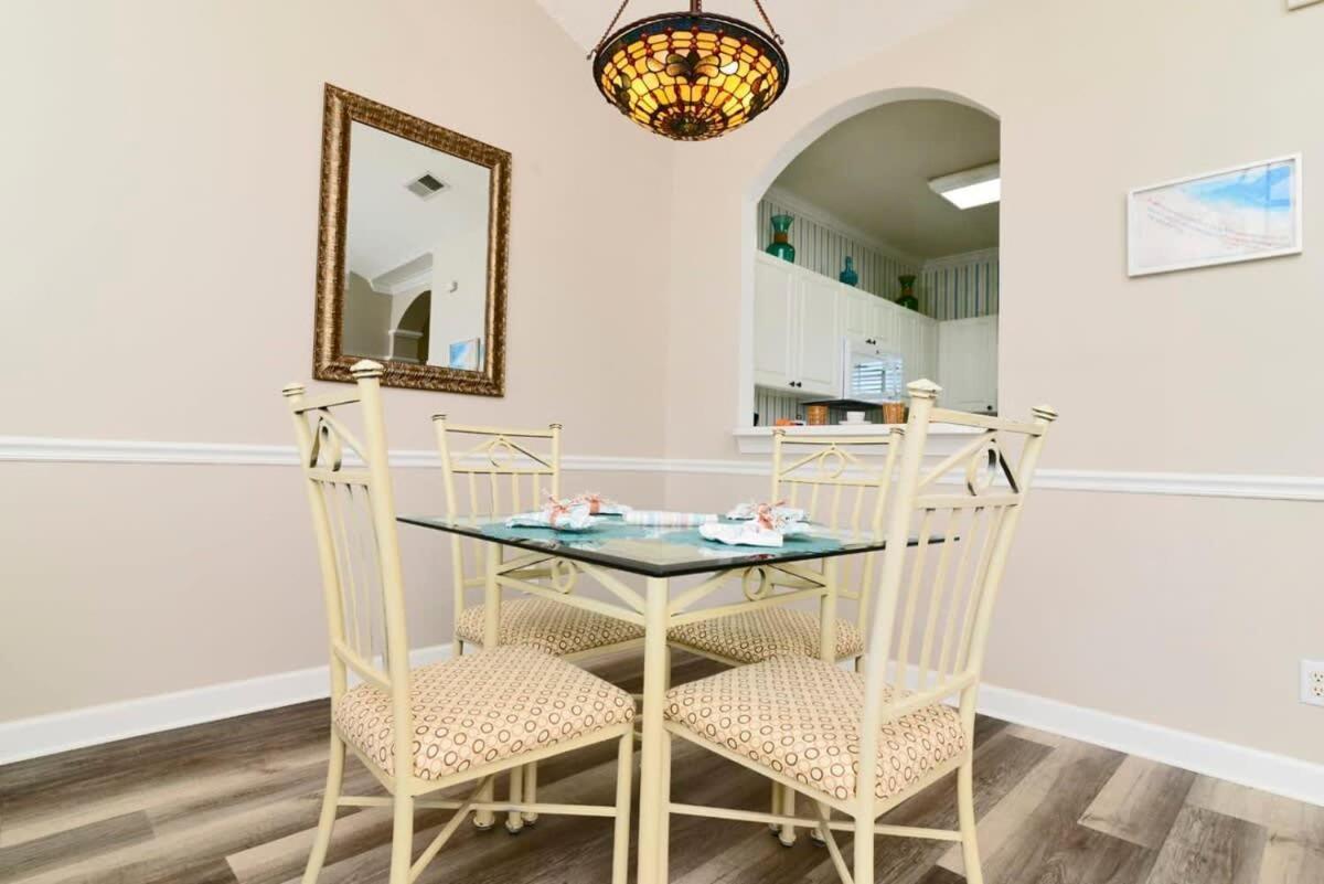 Location Famous Barefoot 1 Mile To 15000sf Pool *